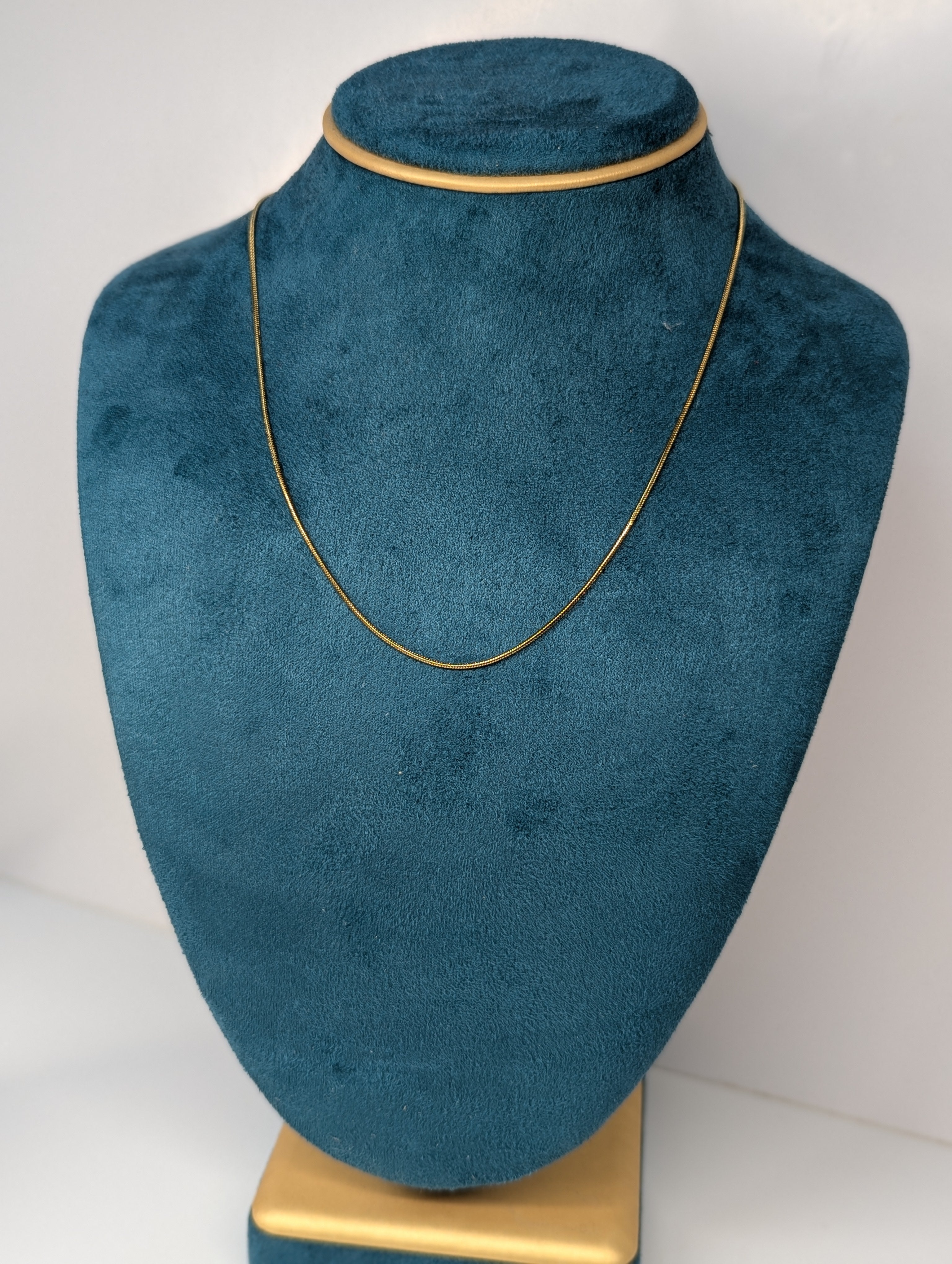 COLLAR CADENA FINA "SNAKE"