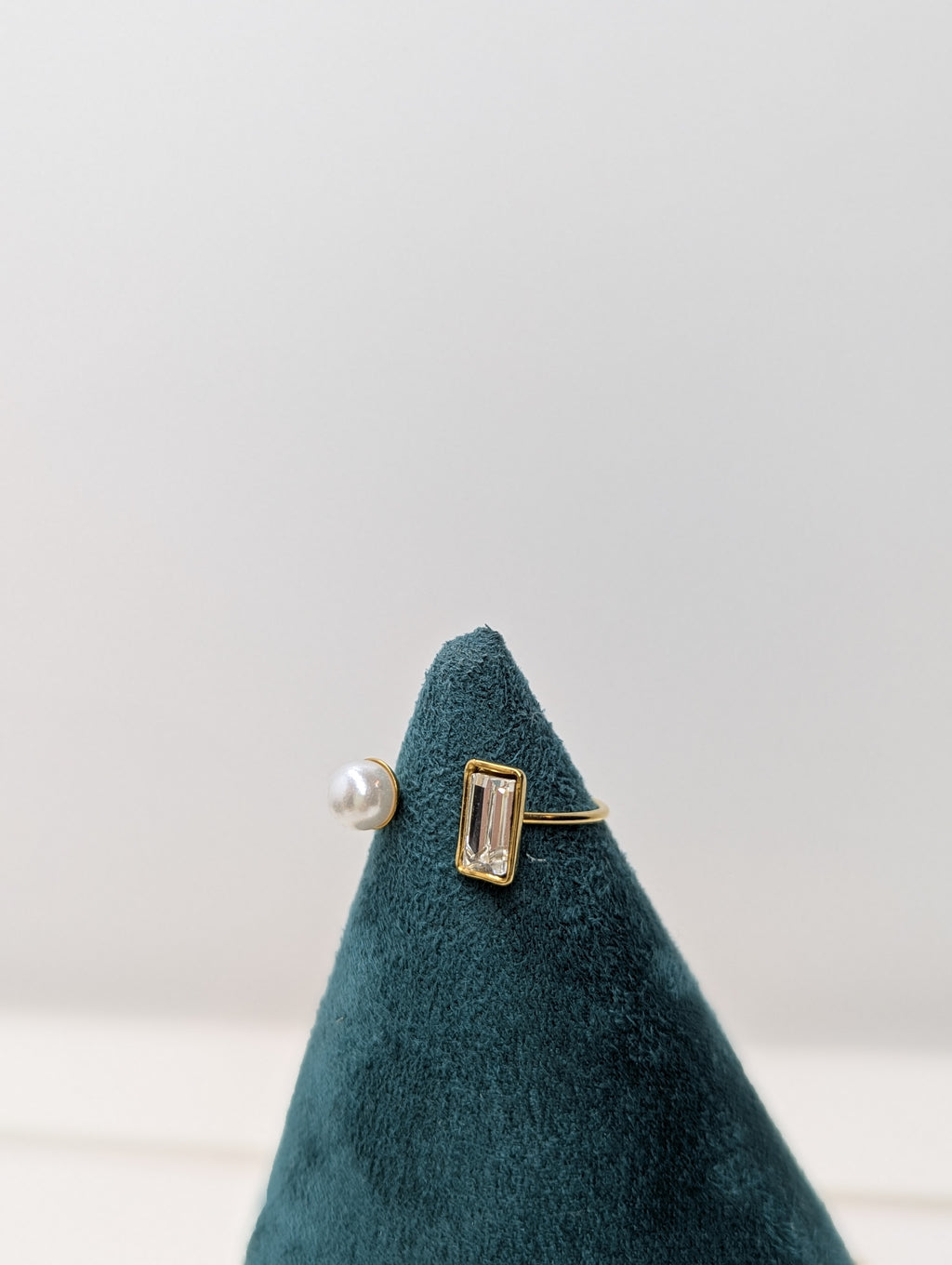 🌙 ANILLO LUNA Y CRISTAL ✨