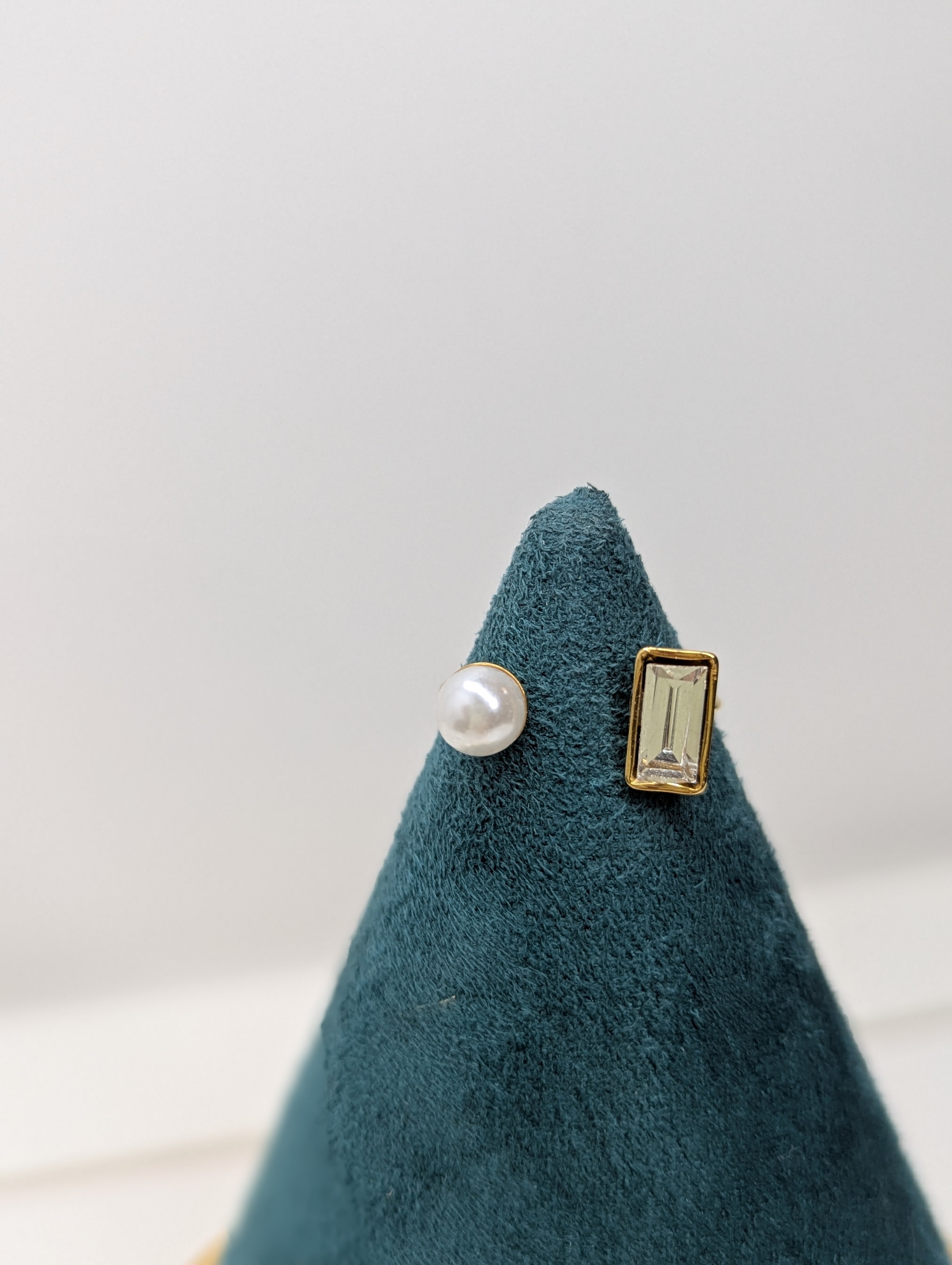 🌙 ANILLO LUNA Y CRISTAL ✨