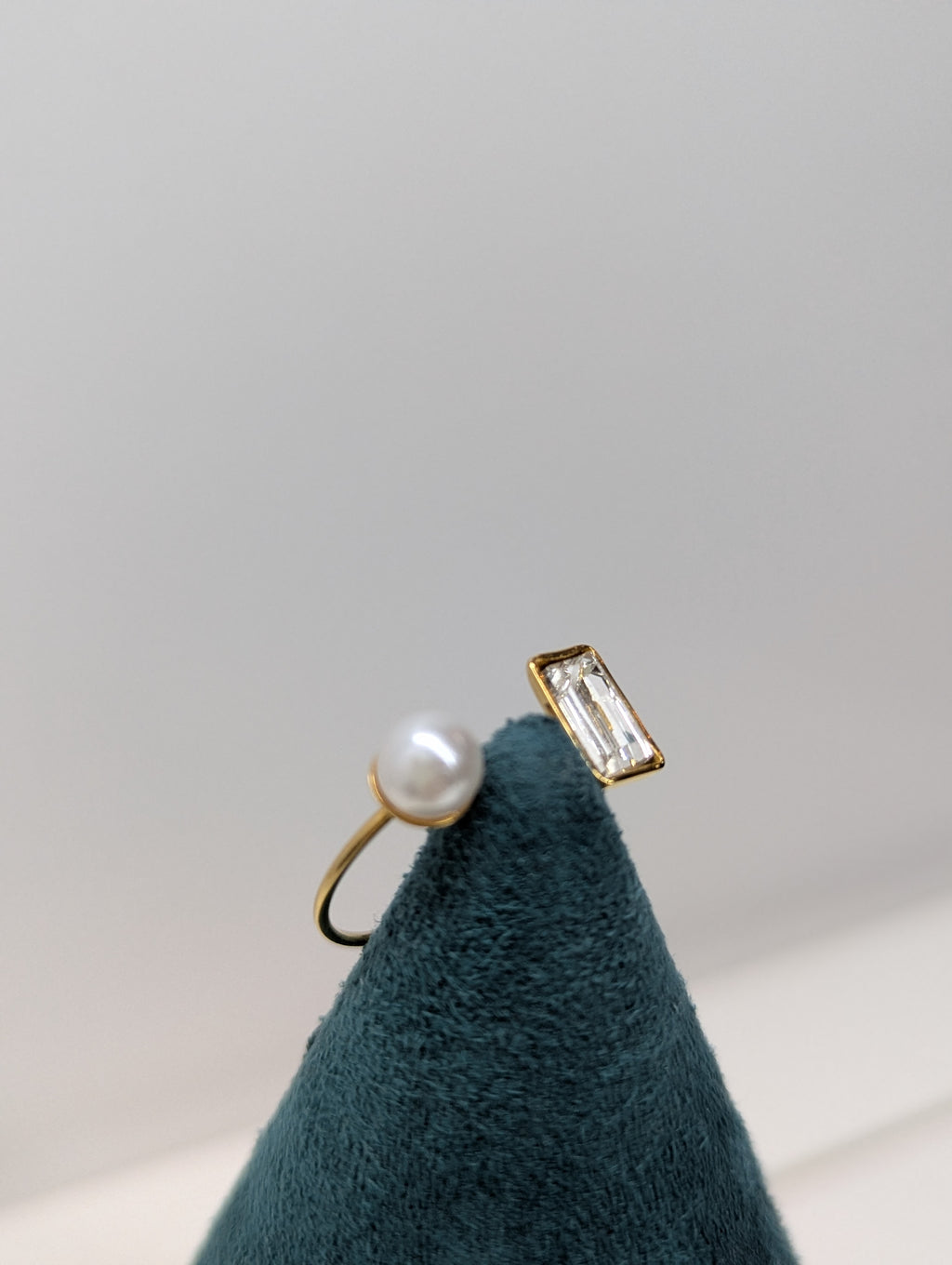 🌙 ANILLO LUNA Y CRISTAL ✨