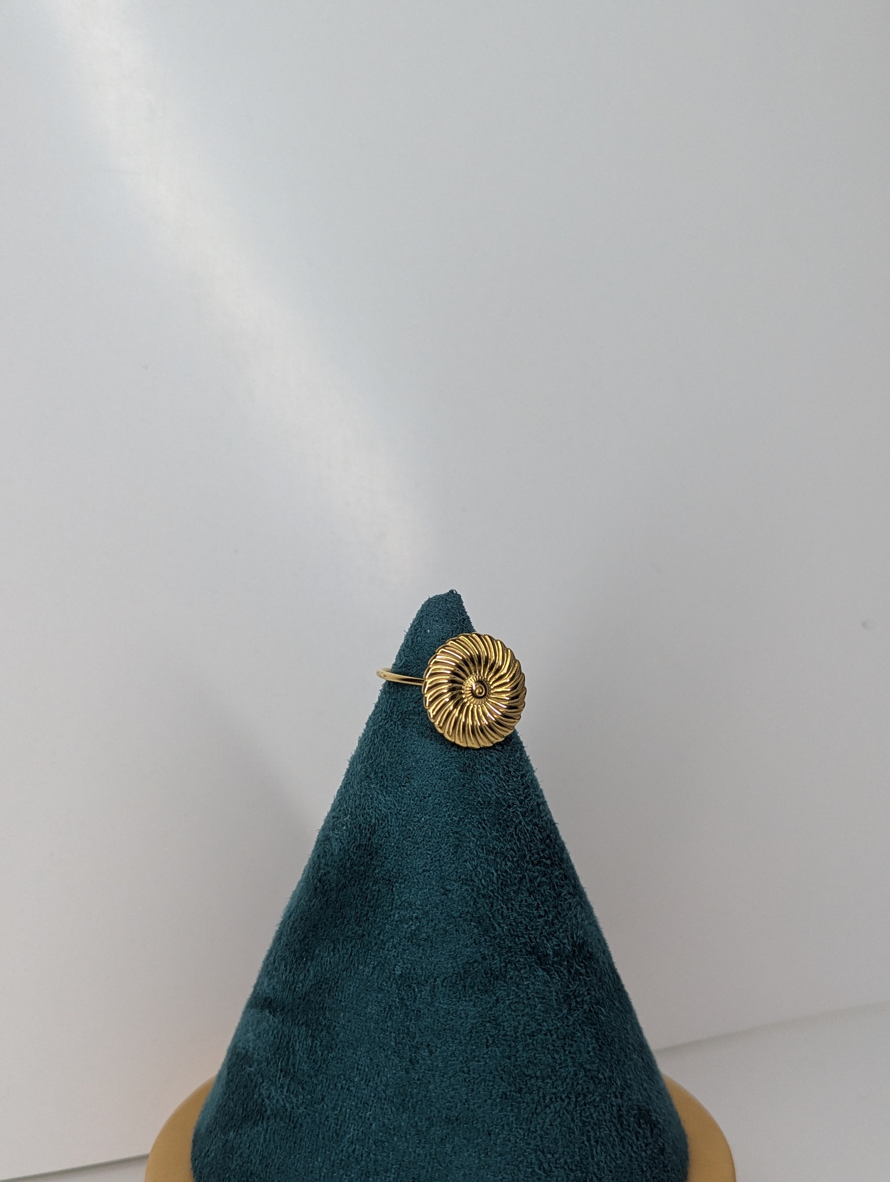 🌀 ANILLO VORTEX DORADO